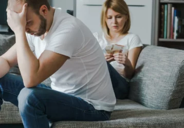 Jak ustrzec się przed spiralą kredytową w czasach kryzysu?