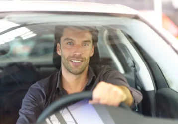 Co najpierw – rejestracja czy ubezpieczenie samochodu?