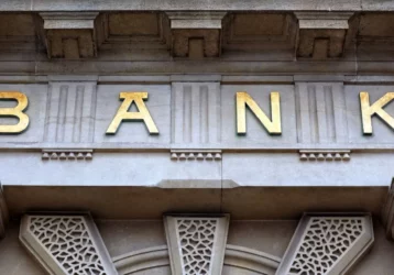 Jaki bank wybrać, czyli na co zwrócić uwagę przed założeniem konta?