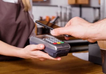 Jak płacić telefonem?