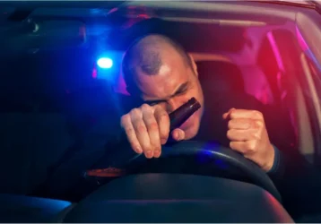 Ucieczka przed Policją na drodze – konsekwencje będą poważne?